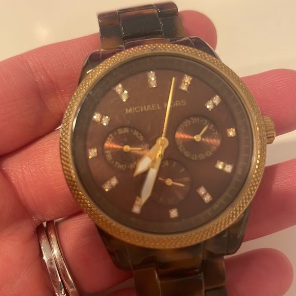 Michael Kors watch - Picture 2 of 5